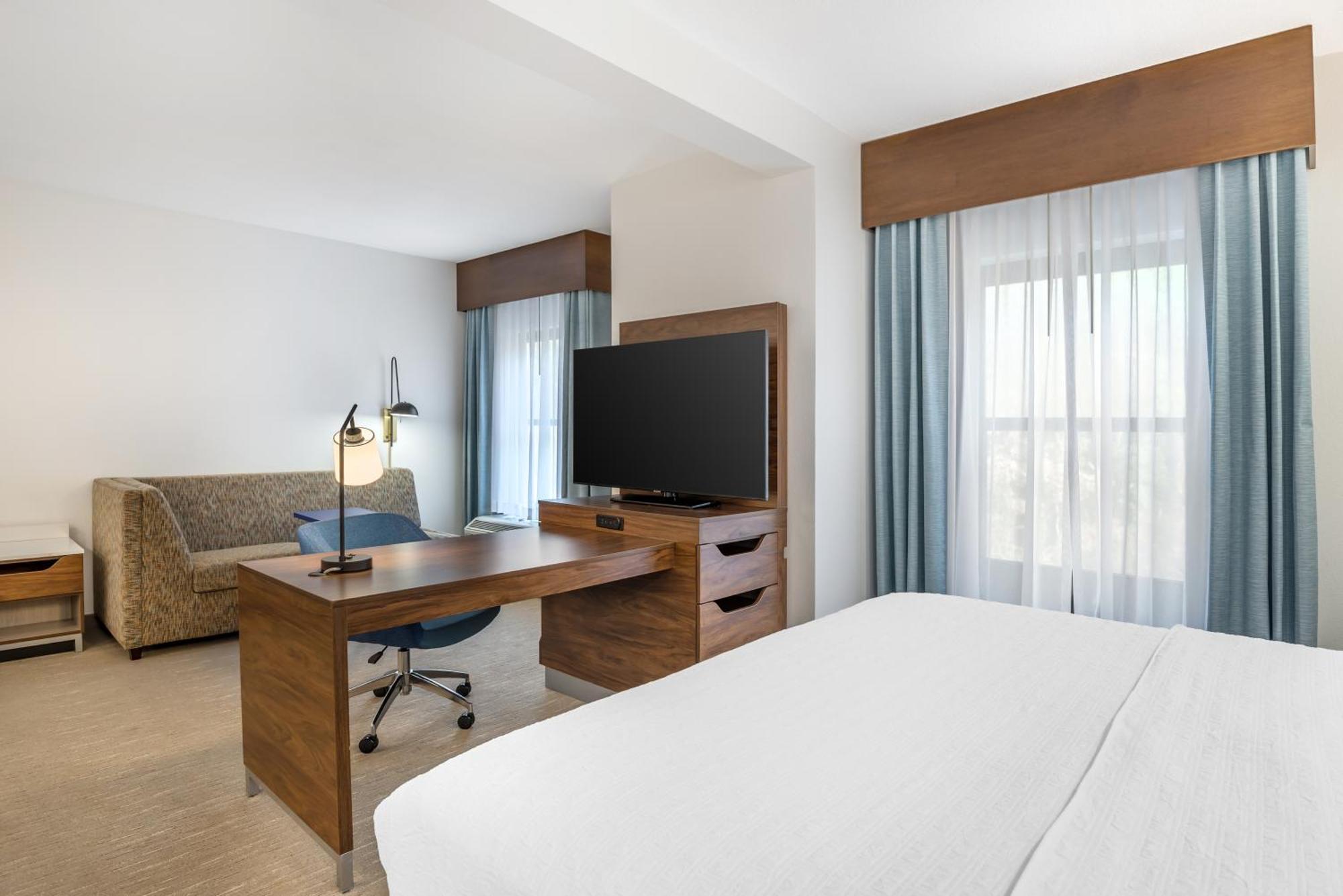 Hampton Inn Petersburg-Fort Gregg Adams מראה חיצוני תמונה